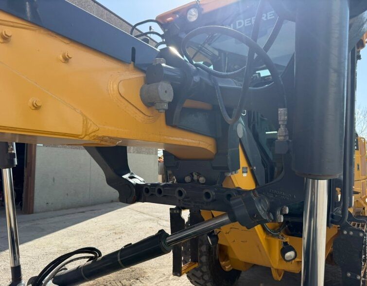 JOHN DEERE  672GP AWD **ZUGELASSEN**